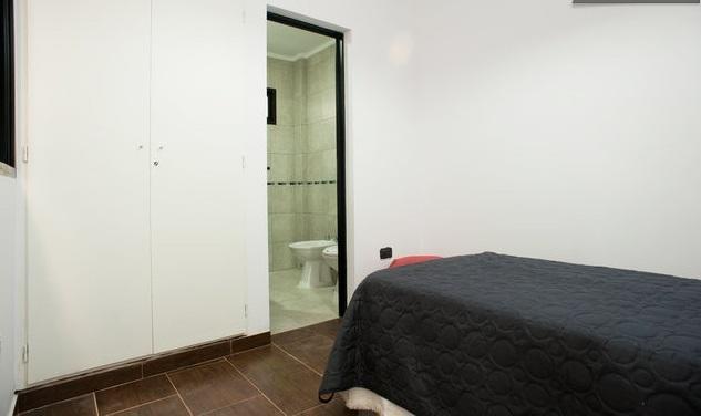 Meeting Point Hostal *